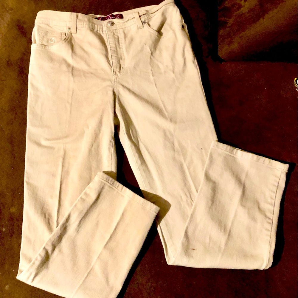 Gloria Vanderbilt khaki jeans